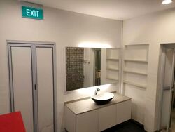 Upper Serangoon Shopping Centre (D19), Retail #568667741